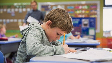 عوامل کند نویسی کودکان اختلال کند نویسی چیست, کند نویسی در املا, دلایل کند نویسی دانش آموزان