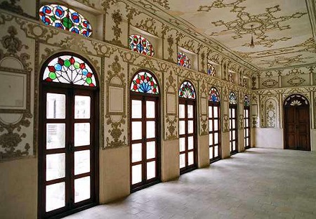 خانه امین التجار یکی از عمارت های باشکوه و تاریخی اصفهان پلان خانه امین التجار اصفهان, خانه تاریخی امین التجار, قدمت خانه امین التجار