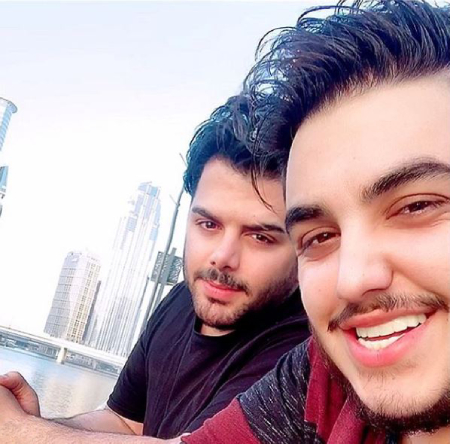 آرون افشار خواننده, زندگی نامه آرون افشار