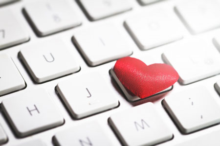عشق های دیجیتالی,عشق های دیجیتالی و راه دور خوب است یا بد,عشقِ دیجیتال مجازى