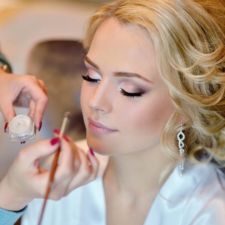 افزایش ماندگاری آرایش عروس افزایش ماندگاری آرایش لب عروس, ماندگاری آرایش عروس, ماندگاری آرایش عروس روی صورت