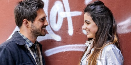 مهارت ارتباط چشمی, چگونه ارتباط چشمی برقرار کنیم, شروع ارتباط چشمی