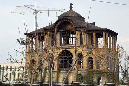 عمارت کلاه فرنگی,کاخ عشرت آباد,عمارت کلاه فرنگی تهران