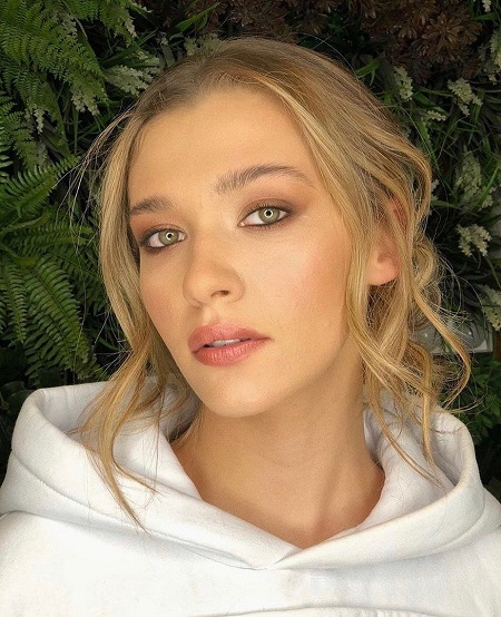 ملیسا دونگل مدلینگ, عکس های اینستاگرام ملیسا دونگل, علایق ملیسا دونگل