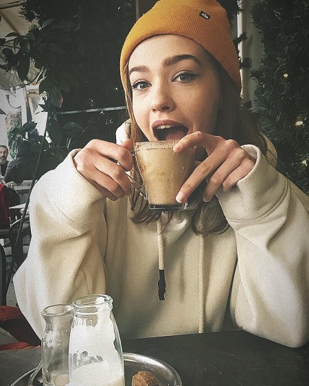 بیوگرافی ملیسا دونگل, عکس های ملیسا دونگل, ملیسا دونگل بازیگر