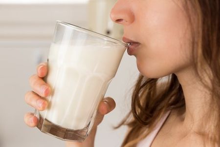 کاهش وزن با رژیم شیر, رژیم شیر چیست,مزایای رژیم شیر