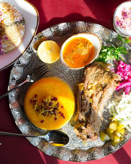 طرز تهیه برنج قالبی زعفرانی, پخت برنج قالبی زعفرانی