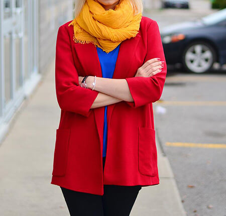 راهنمای ست کردن مانتو قرمز, ایده هایی برای ست با مانتو قرمز, رنگ های مناسب برای ست کردن با رنگ قرمز