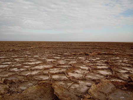 کویر دق سرخ, سفر به کویر دق سرخ, کویر دق سرخ کجاست