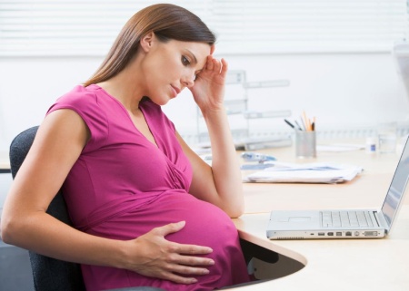 درد پهلو در بارداری,درد پهلوی راست در بارداری,درد تخمدان در بارداری