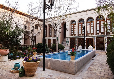 خانه ی تاریخی شهشهانی از آثار دیدنی نزدیک به خانه تاریخی زهتاب است خانه تاریخی زهتاب, خانه تاریخی زهتاب کجاست, عکس های خانه تاریخی زهتاب