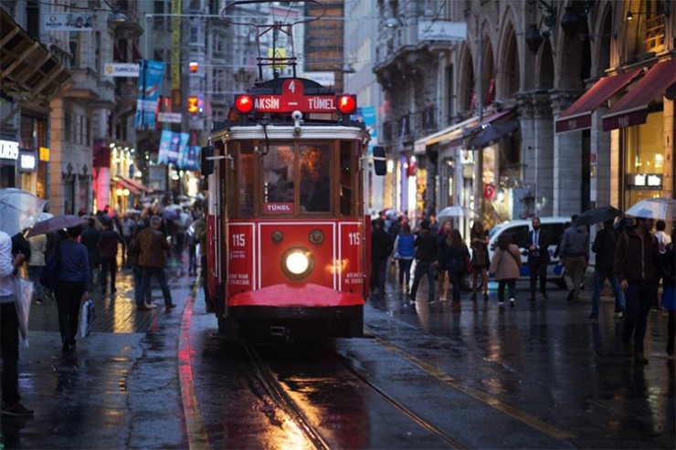 روزهای بارانی استانبول؛ بهترین زمان شهرگردی