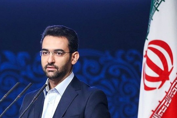 آذری جهرمی: قطع اینترنت مقطعی بود و سیاست لیست سفید دنبال نمی‌شود