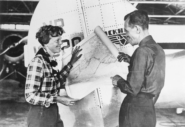 آملیا ارهارت / Amelia Earhart