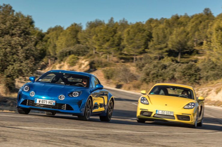 Alpine A110 vs. Porsche 718 Cayman