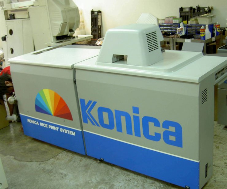 کونیکا / Konica