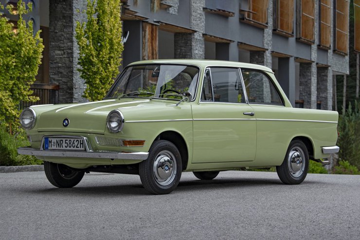 bmw 700