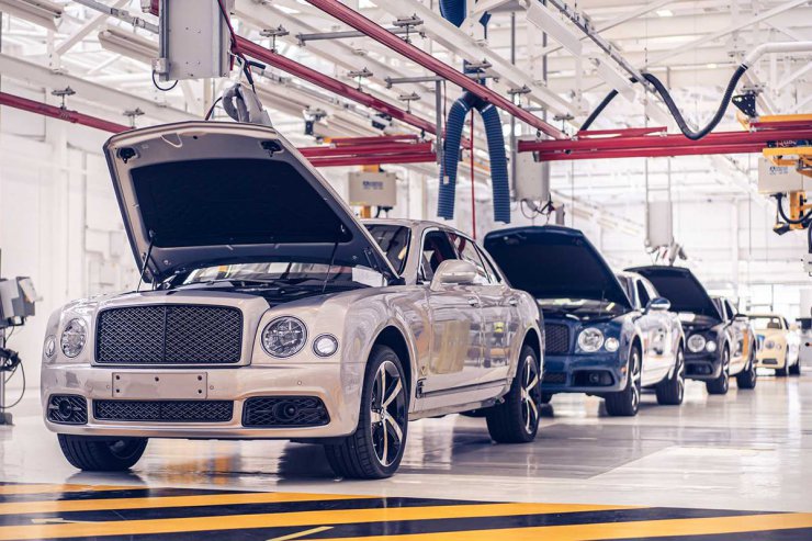 خد مونتاژ خودرو سدان بنتلی مولسان / bentley mulsanne به رنگ سفید