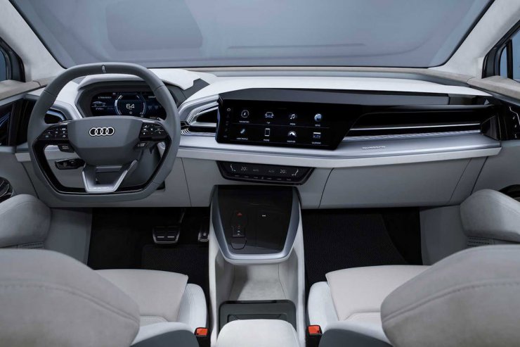 کابین و داشبورد و فرمان و سیستم سرگرمی خودروی الکتریکی مفهومی آئودی / Audi Q4 E-Tron Sportback Concept