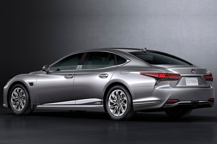 Lexus LS 2021/ لکسوس ال اس 2021 نمای روبرو