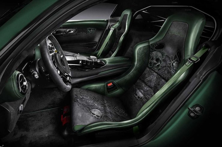 صندلی و کابین خودرو مرسدس بنز Mercedes-AMG GT R Pro با رنگ سبز تیره