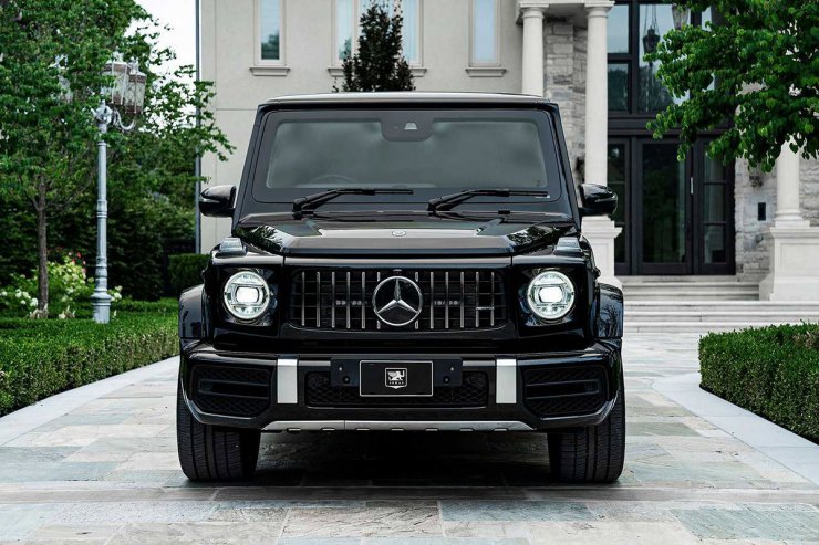 نمای جلو خودرو شاسی بلند زرهی لیموزین اینکاس مرسدس ای ام جی / Inkas limousine Mercedes-AMG G63 مشکی رنگ