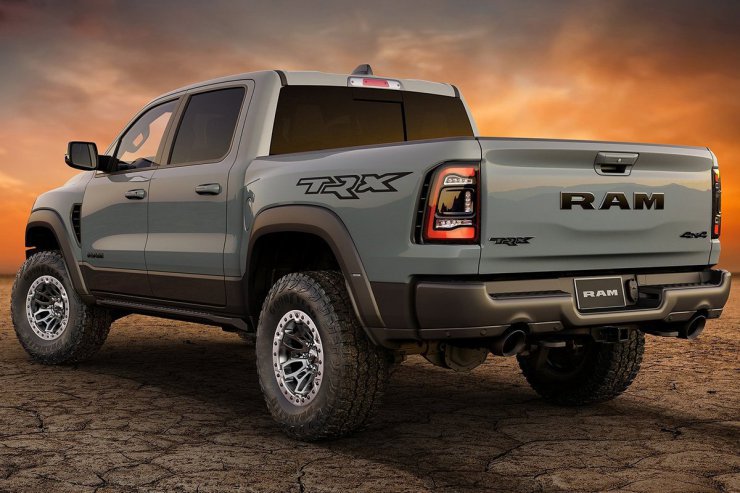 Ram 1500 TRX دوج رم تی آر ایکس نمای پشت