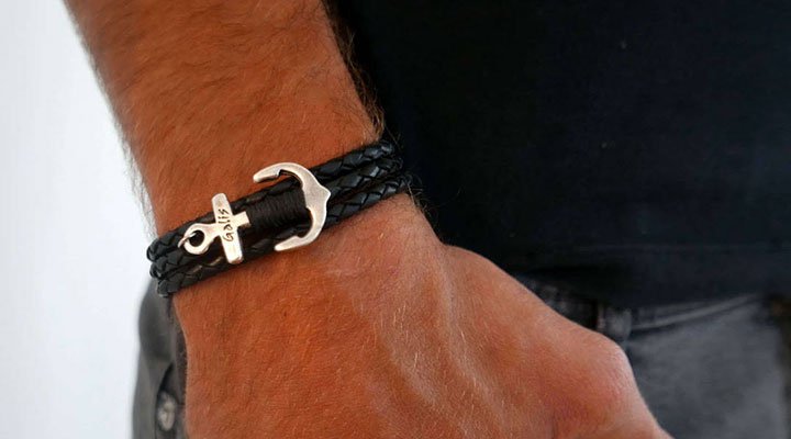 دستبند چرمی مردانه - بهترین هدیه برای تولد همسر