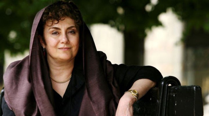 زویا پیرزاد، یکی از معروف ترین نویسندگان زن ایرانی