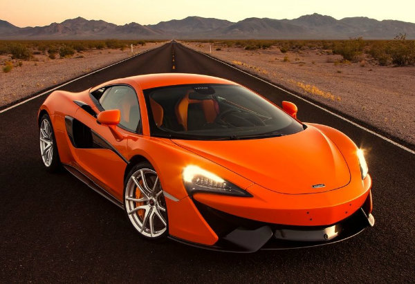 بررسی مکلارن 570S