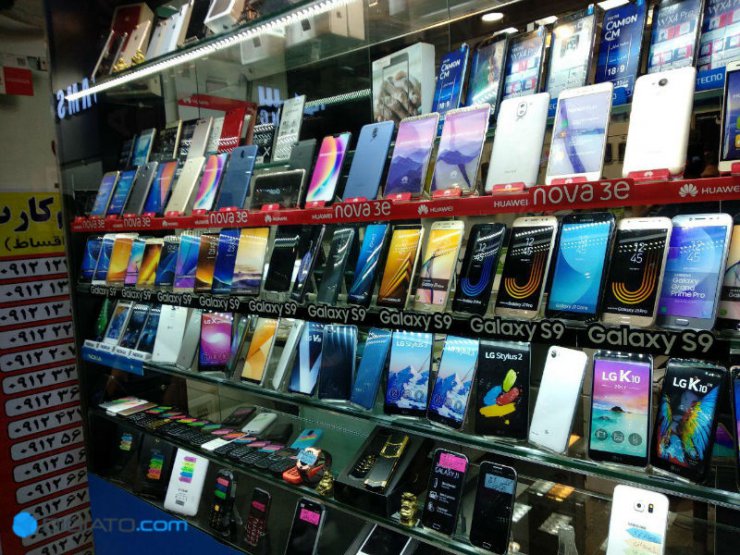 رئیس اتحادیه فروشندگان موبایل از دلایل گرانی تلفن همراه در بازار می‌گوید