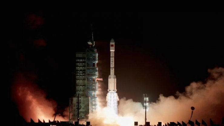 چین یک فضاپیما با قابلیت استفاده مجدد به فضا پرتاب کرد [بروزرسانی: فرود موفق]