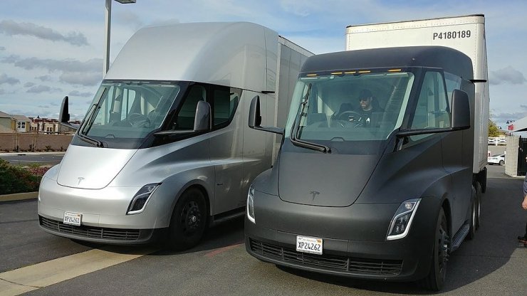 Review Tesla Semi Truck 2021: The Game Changer