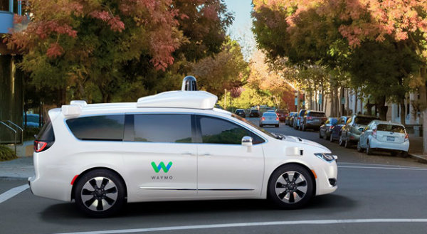 Waymo minivan (3)