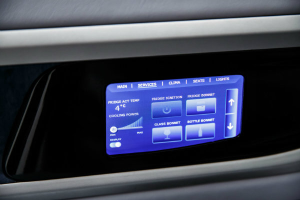 معرفی ازنوم پالادیوم؛ مخلوط لوکس ایتالیایی آمریکایی با پلتفرم وانت