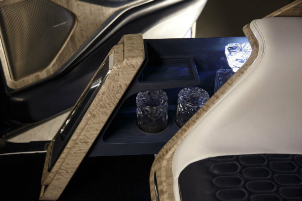 معرفی ازنوم پالادیوم؛ مخلوط لوکس ایتالیایی آمریکایی با پلتفرم وانت