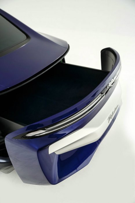 معرفی ازنوم پالادیوم؛ مخلوط لوکس ایتالیایی آمریکایی با پلتفرم وانت