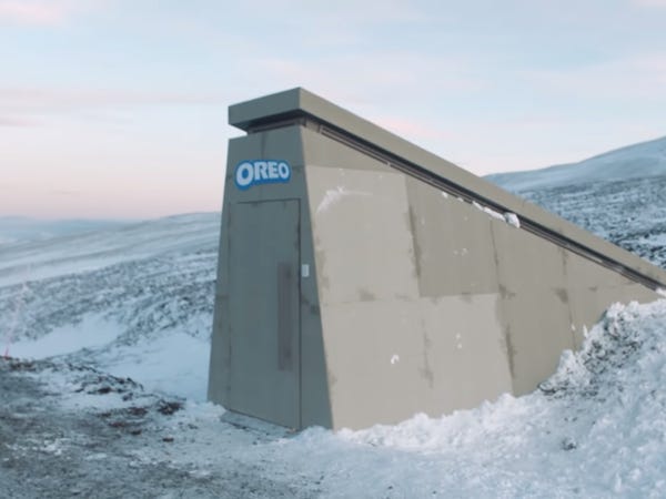 اوریو برای محافظت از بیسکویت‌ها انبار ضد شهاب‌سنگ در نروژ ساخت