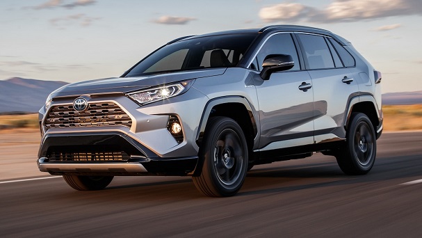 عملکرد بسیار ضعیف تویوتا RAV4 Prime در تست گوزن [تماشا کنید]