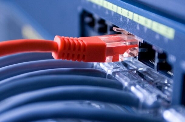 در نشست وزارت ارتباطات مطرح شد: به دلیل تحریم‌ها باید برای قطع اینترنت آماده باشیم