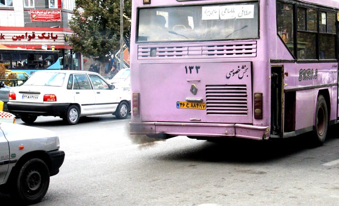 چالش آلودگی‌هوا در اثر استفاده از مازوت؛ از شیوع کرونا تا تحریم‌ها در صف متهمان