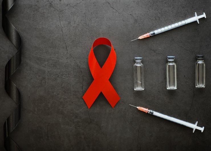 سازمان غذا و داروی آمریکا اولین داروی تزریقی ماهیانه درمان HIV را تایید کرد