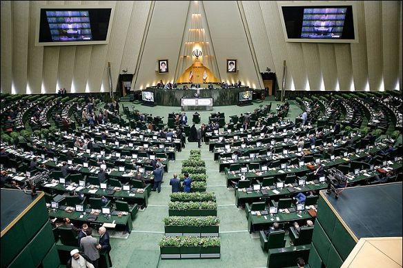 شورای نگهبان: افزایش حق‌السهم درآمد اپراتورها مغایر قانون اساسی است