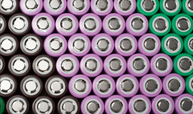 تحقیق MIT از کاهش شدید هزینه باتری‌های یون لیتیوم در ۳۰ سال اخیر خبر می‌دهد