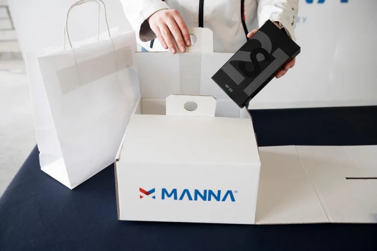 سامسونگ با همکاری شرکت Manna تحویل ۳ دقیقه‌ای کالا با پهپاد را آغاز کرد