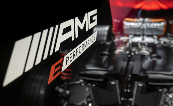 مدل‌های برقی و هیبریدی مرسدس بنز AMG با قدرت 804 اسب بخار در راهند