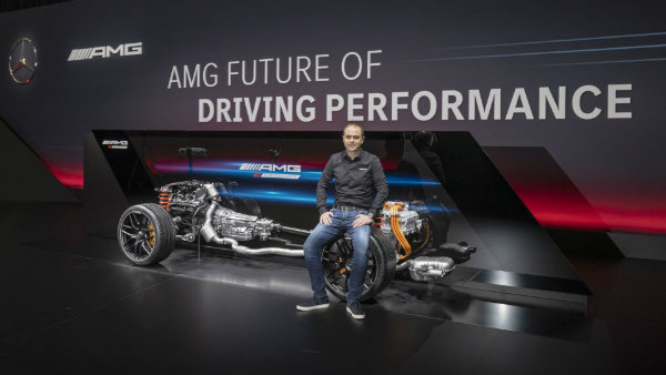 مدل‌های برقی و هیبریدی مرسدس بنز AMG با قدرت 804 اسب بخار در راهند