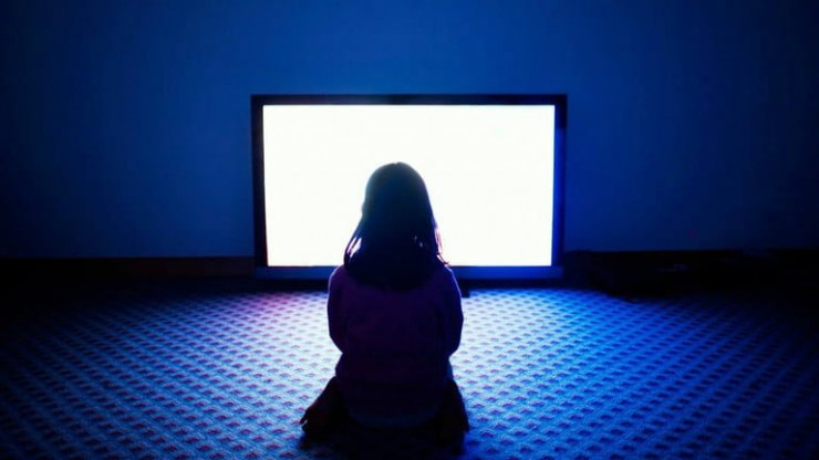 تلویزیون OLED یا LED؛ کدام برای شما انتخاب بهتری است؟