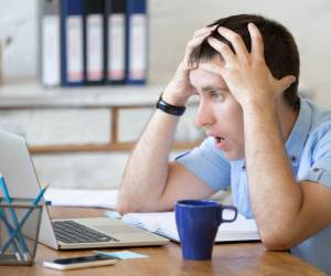 اشتباهات مالی که جوانان مرتکب می شوند