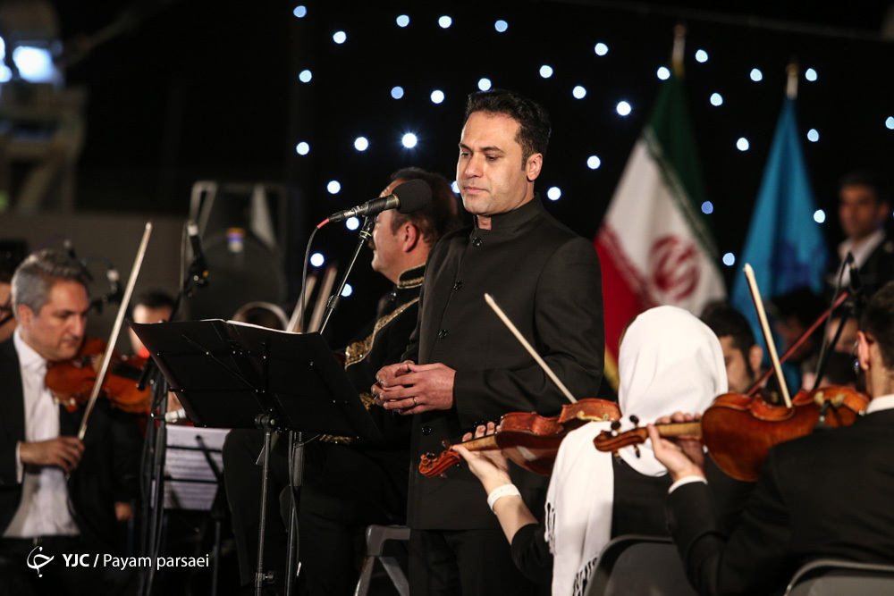 خارج از ایران روی موسیقی ایرانی متمرکز هستند / از دستاورهای فرهنگی خود غافلیم و سراغ موسیقی وارداتی رفته ایم